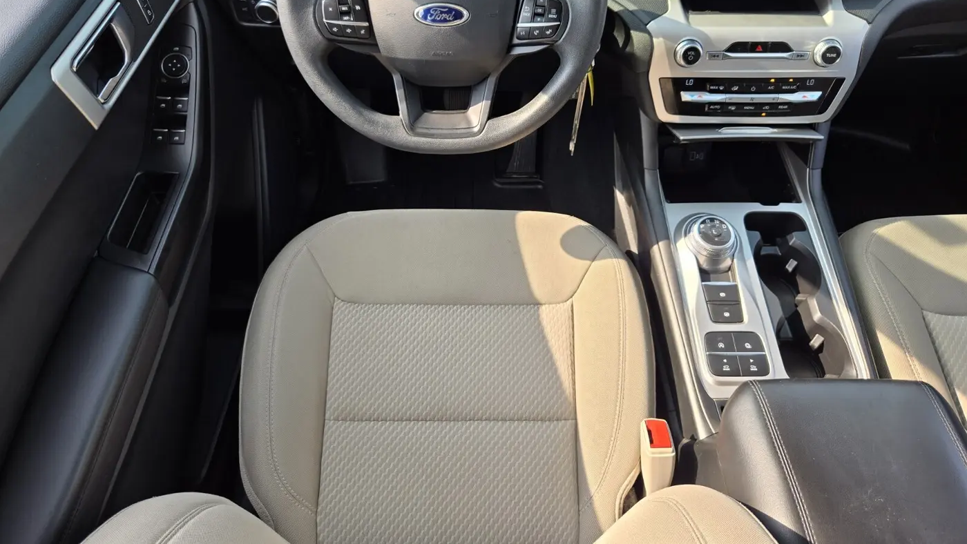 2021 Ford Explorer Base