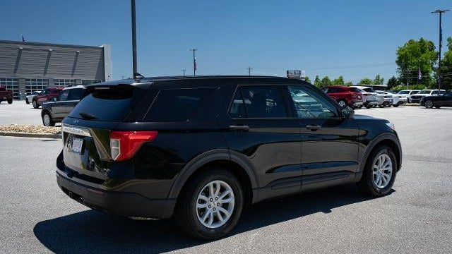 2021 Ford Explorer Base