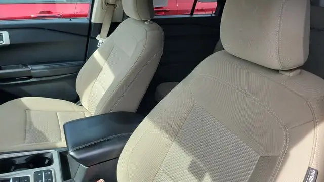 2021 Ford Explorer Base