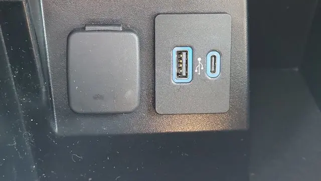 2021 Ford Explorer Base