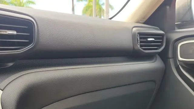 2021 Ford Explorer Base