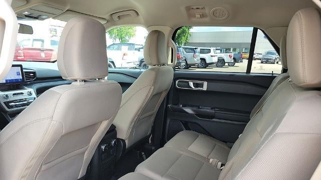 2023 Ford Explorer Base
