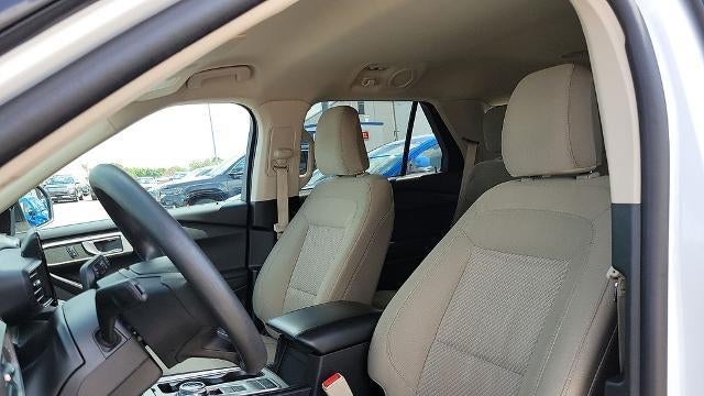 2023 Ford Explorer Base