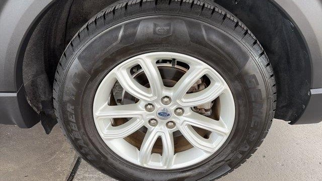 2020 Ford Explorer Base