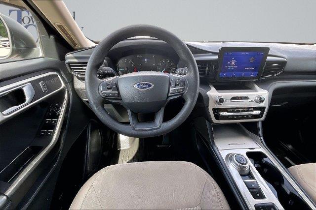 2022 Ford Explorer - $17,988