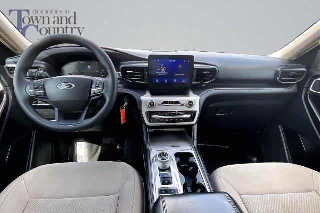 2022 Ford Explorer - $17,988