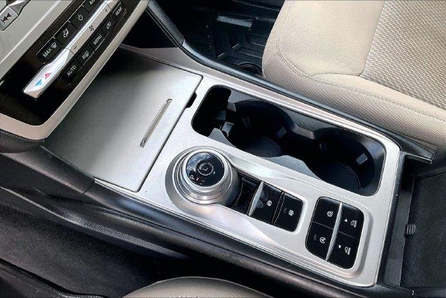 2022 Ford Explorer - $17,988