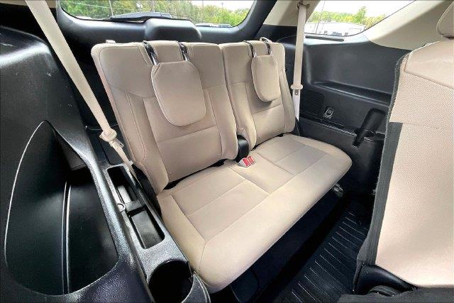 2022 Ford Explorer - $17,988