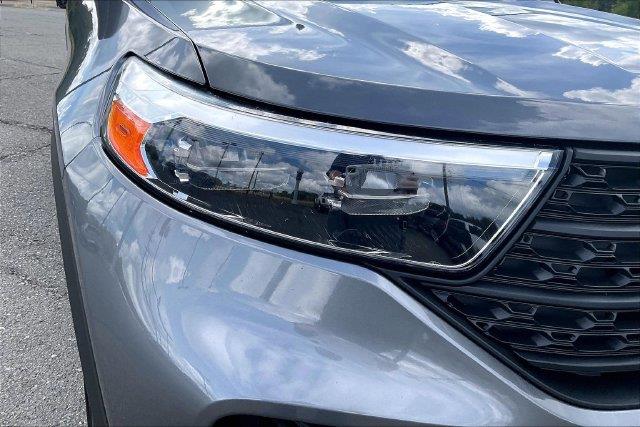 2022 Ford Explorer - $17,988
