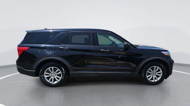 2021 Ford Explorer Base