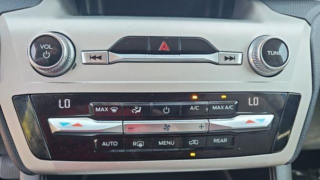2021 Ford Explorer Base
