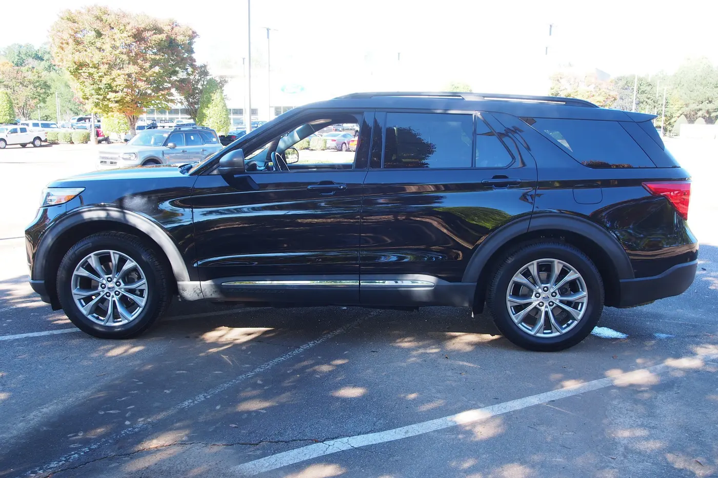 2022 Ford Explorer - $22,846