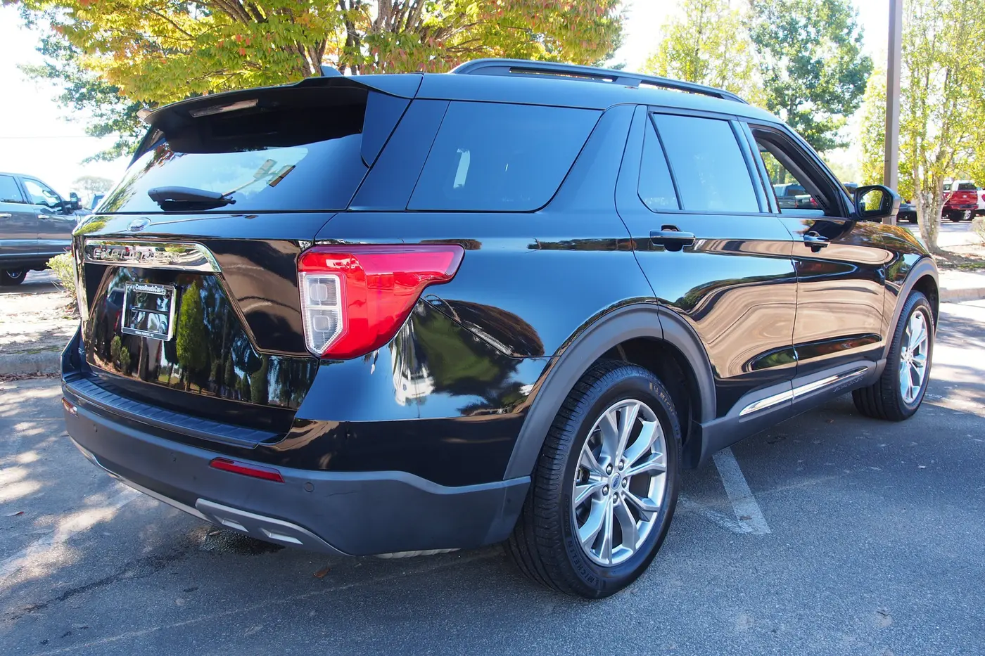 2022 Ford Explorer - $22,846