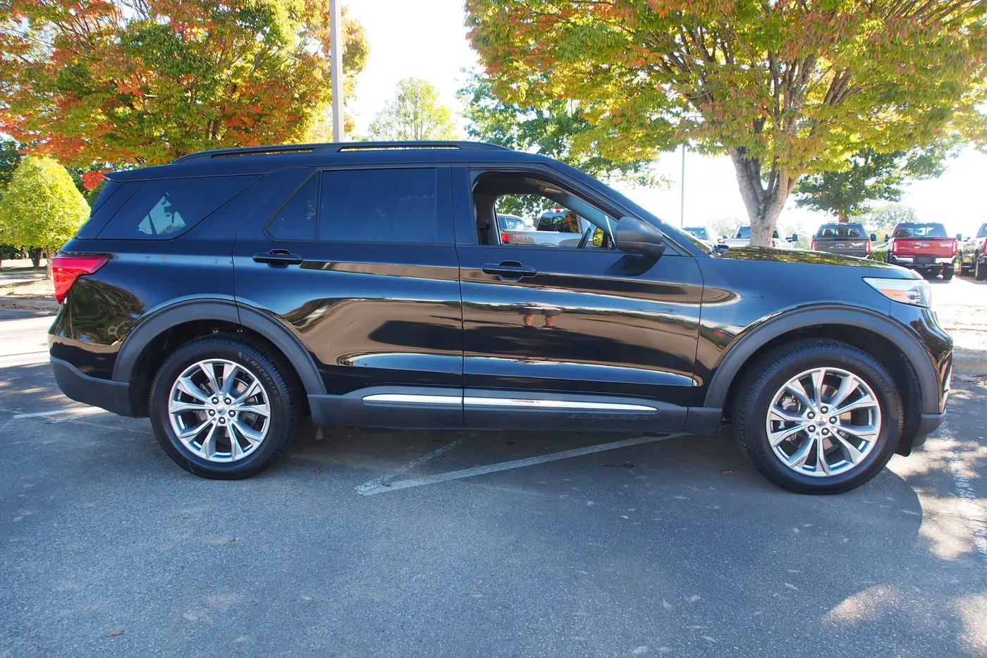 2022 Ford Explorer - $22,846