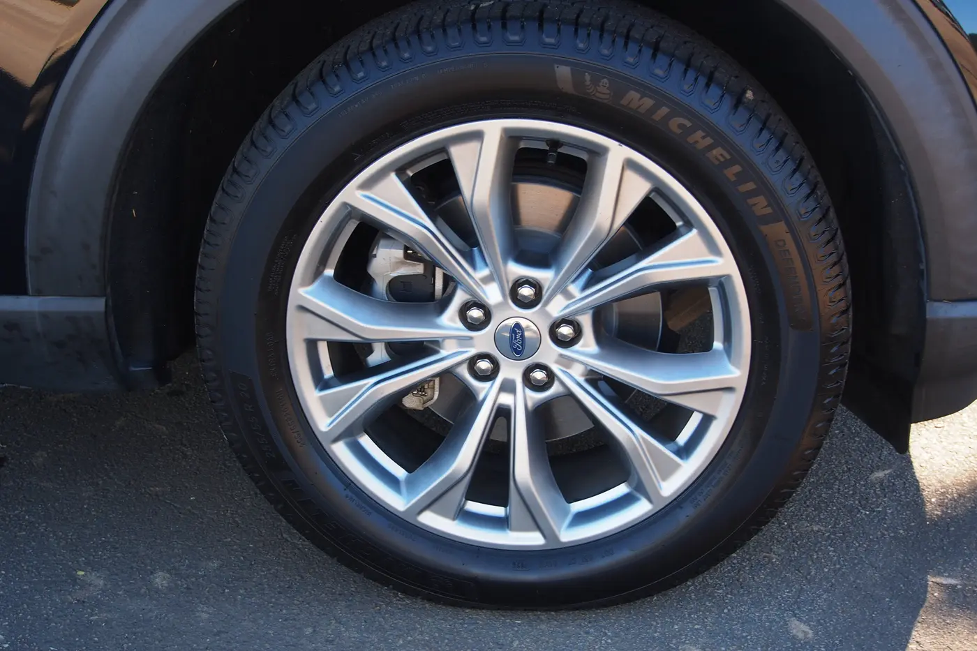 2022 Ford Explorer - $22,846