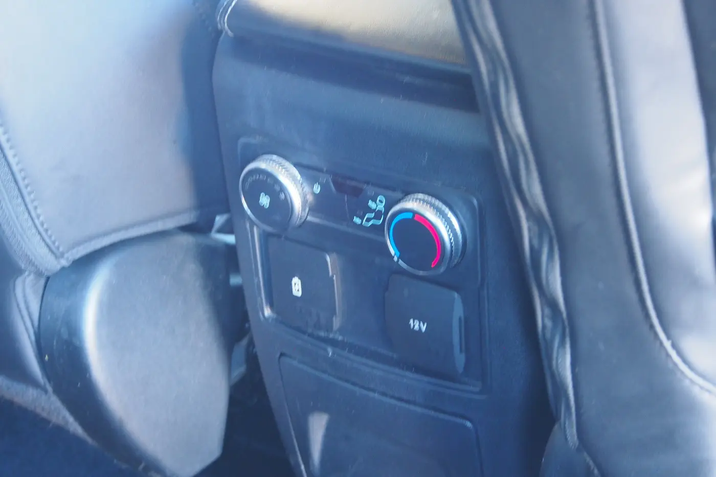2022 Ford Explorer - $22,846