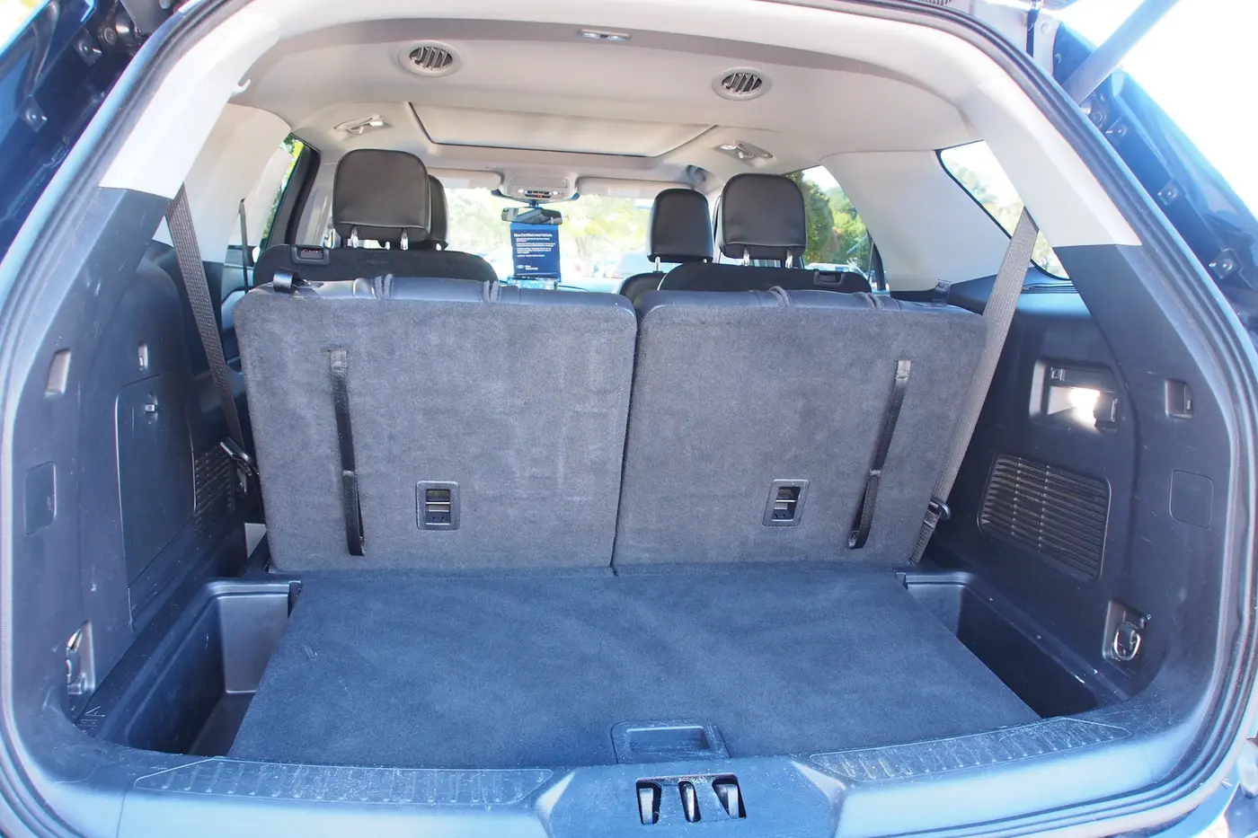 2022 Ford Explorer - $22,846