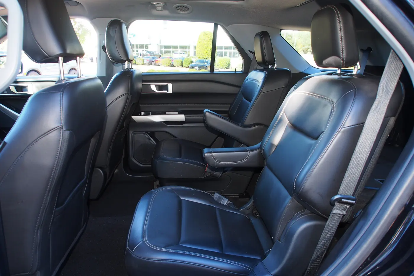 2022 Ford Explorer - $22,846