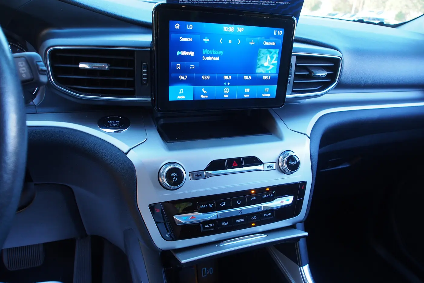 2022 Ford Explorer - $22,846