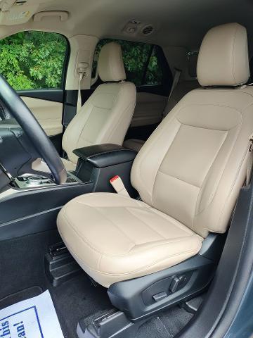 2022 Ford Explorer - $27,687