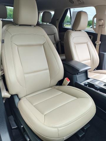 2022 Ford Explorer - $27,687