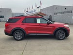 2022 Explorer Thumbnail 3