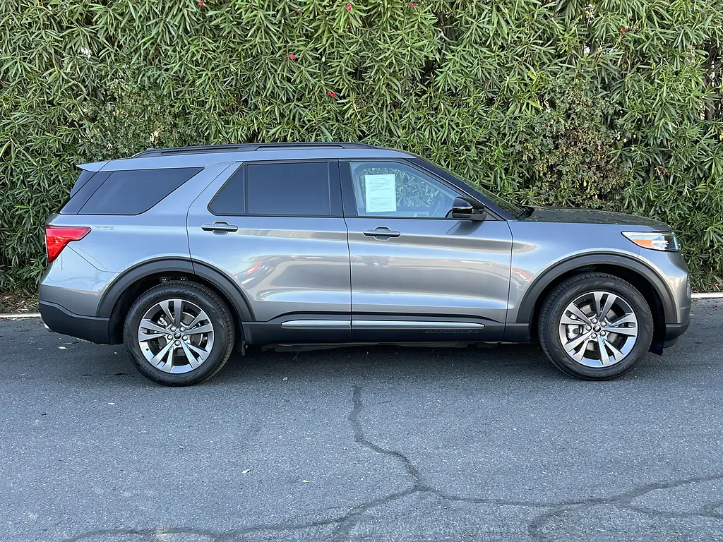 2023 Ford Explorer - $31,988