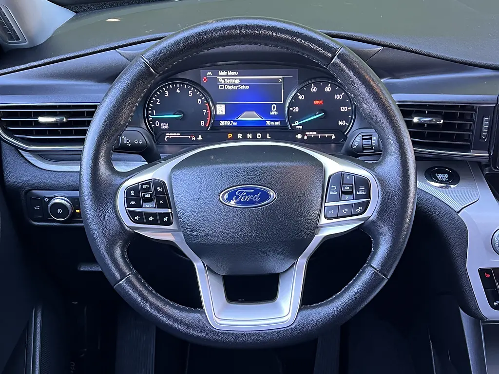 2023 Ford Explorer - $31,988
