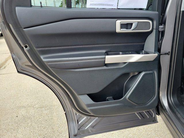 2023 Ford Explorer - $31,789
