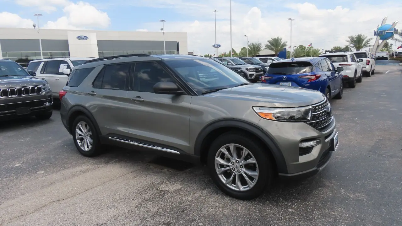 2020 Ford Explorer XLT