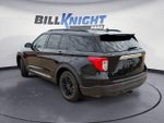 2020 Explorer Thumbnail 3