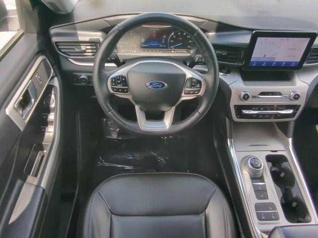 2022 Ford Explorer - $24,735