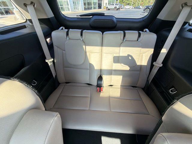 2023 Ford Explorer - $28,119