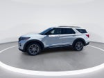 2020 Explorer Thumbnail 3