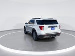 2020 Explorer Thumbnail 5