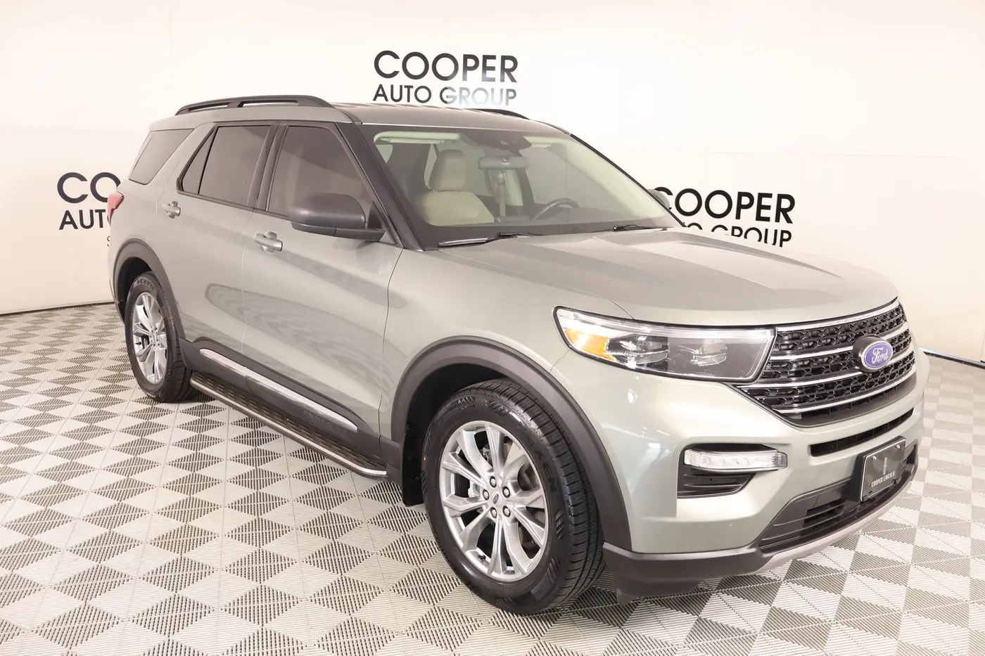 2020 Ford Explorer - $23,189