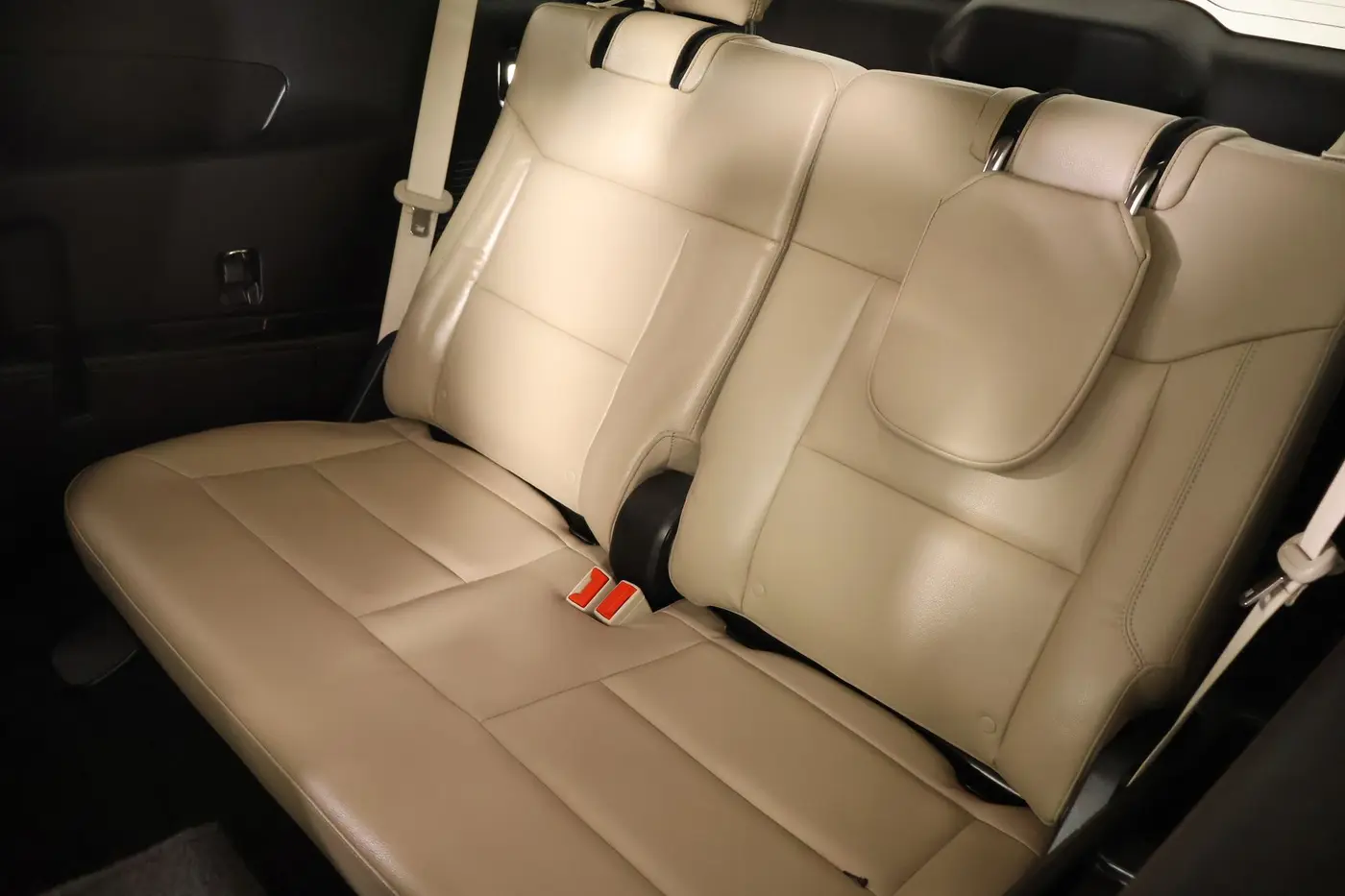 2020 Ford Explorer - $23,189