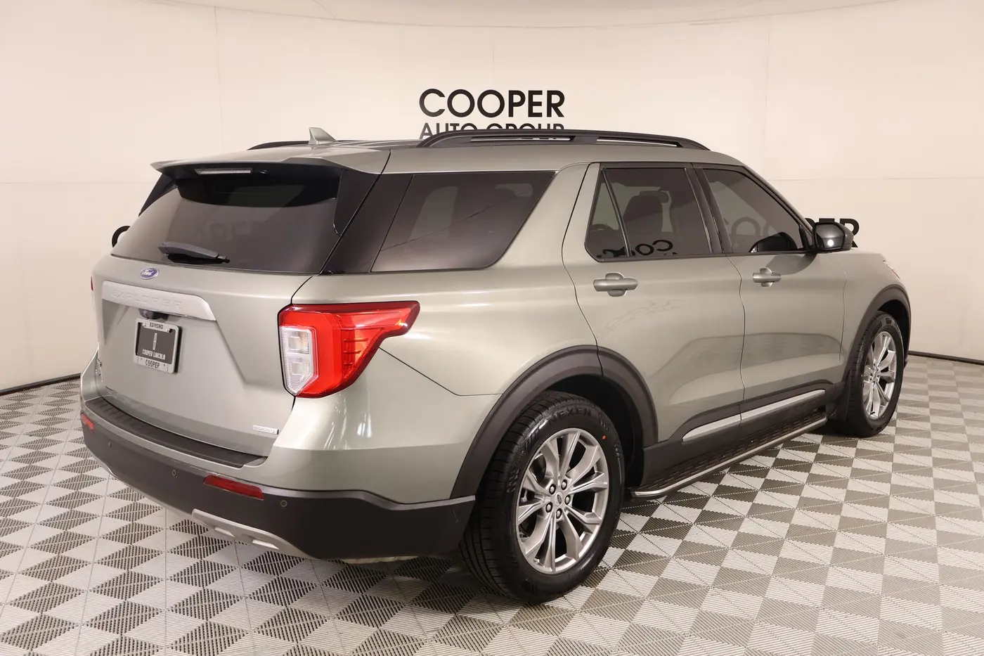 2020 Ford Explorer - $23,189