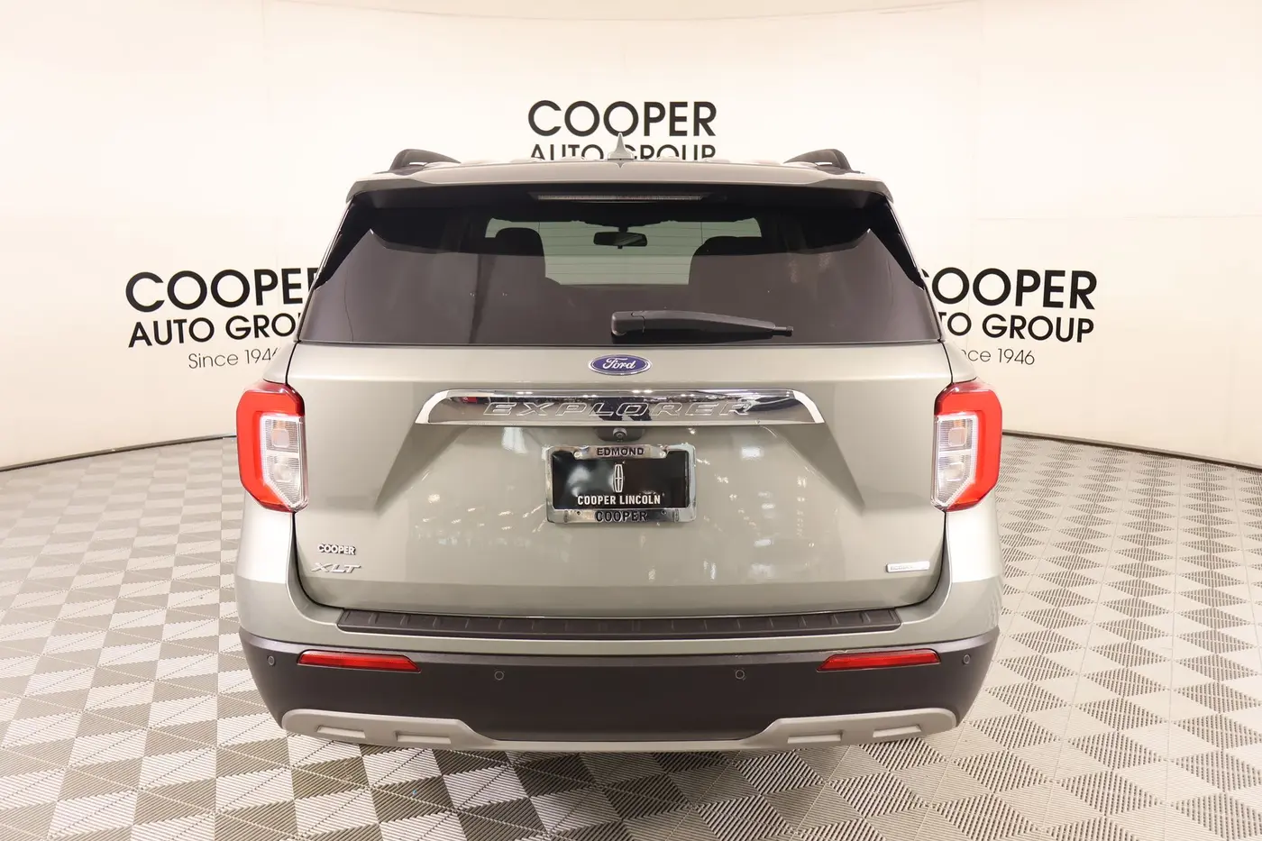 2020 Ford Explorer - $23,189