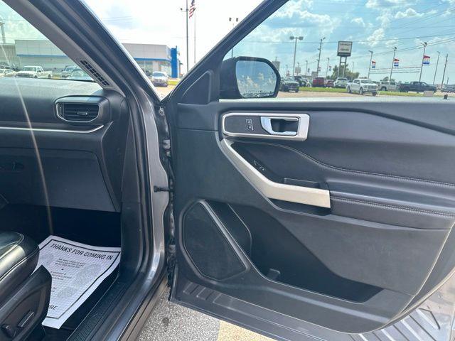2021 Ford Explorer - $21,810