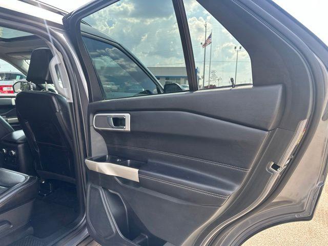 2021 Ford Explorer - $21,810