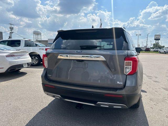2021 Ford Explorer - $21,810
