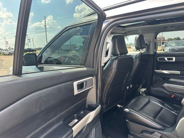 2021 Ford Explorer - $21,810