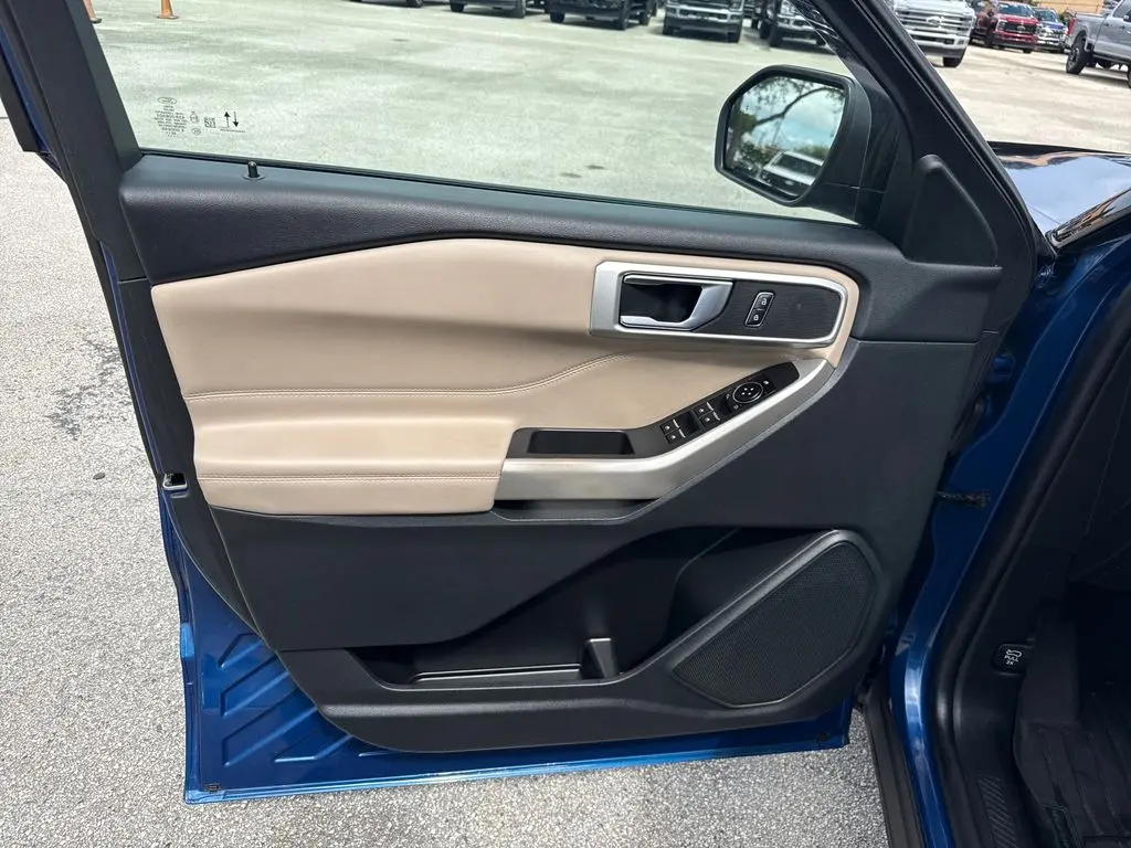 2023 Ford Explorer - $25,500