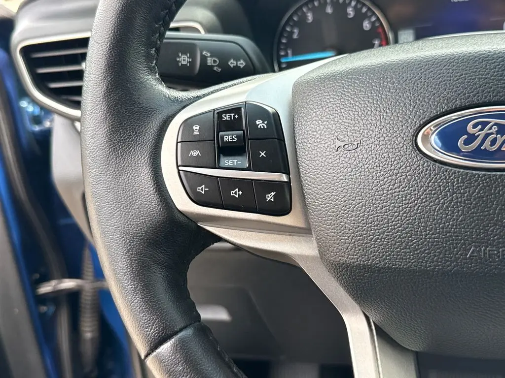 2023 Ford Explorer - $25,500