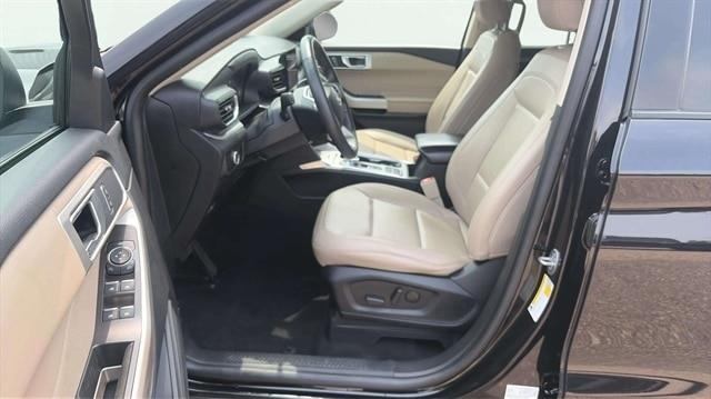2023 Ford Explorer - $30,500