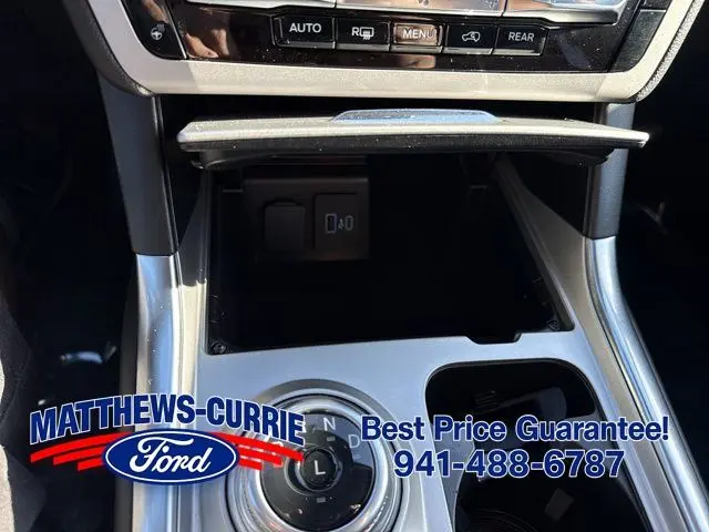 2023 Ford Explorer - $28,300