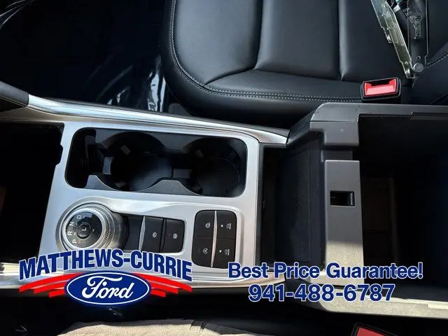 2023 Ford Explorer - $28,300
