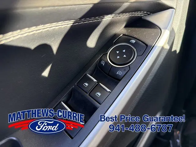 2023 Ford Explorer - $28,300