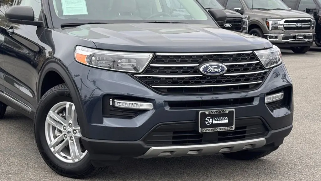 2024 Ford Explorer XLT